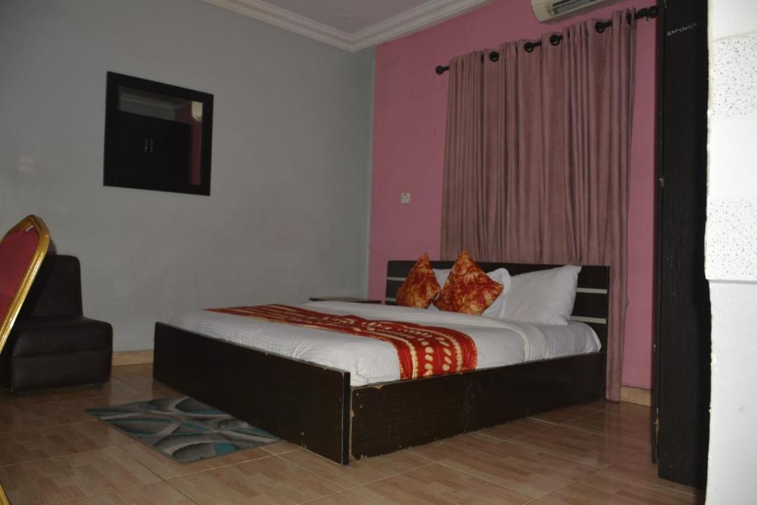Esporta Suites Yaba Lagos Exterior foto